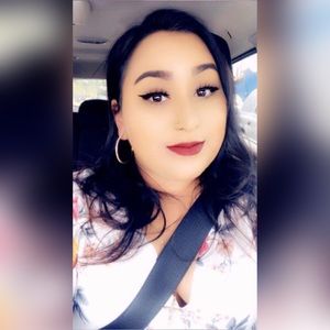 Meet your Posher, Jami